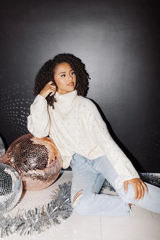 Major Deal Clock Strikes Midnight Sweater - Cream