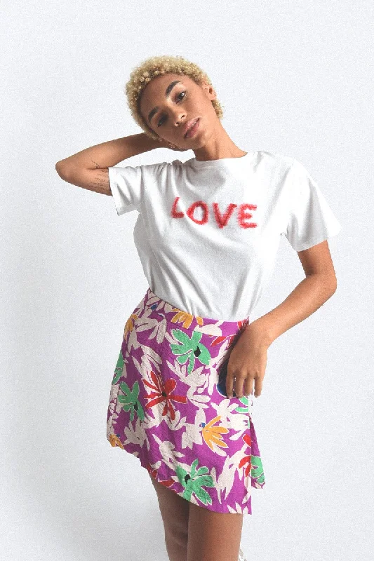 Weekend Bargains to Love Molly Bracken Heart Love T-shirt