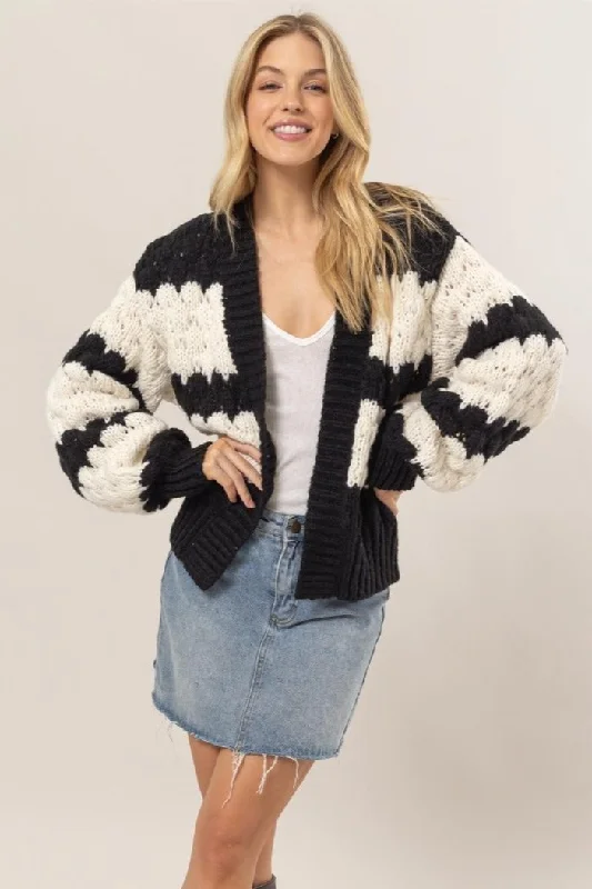 Today's Special Scallop Striped Cardigan