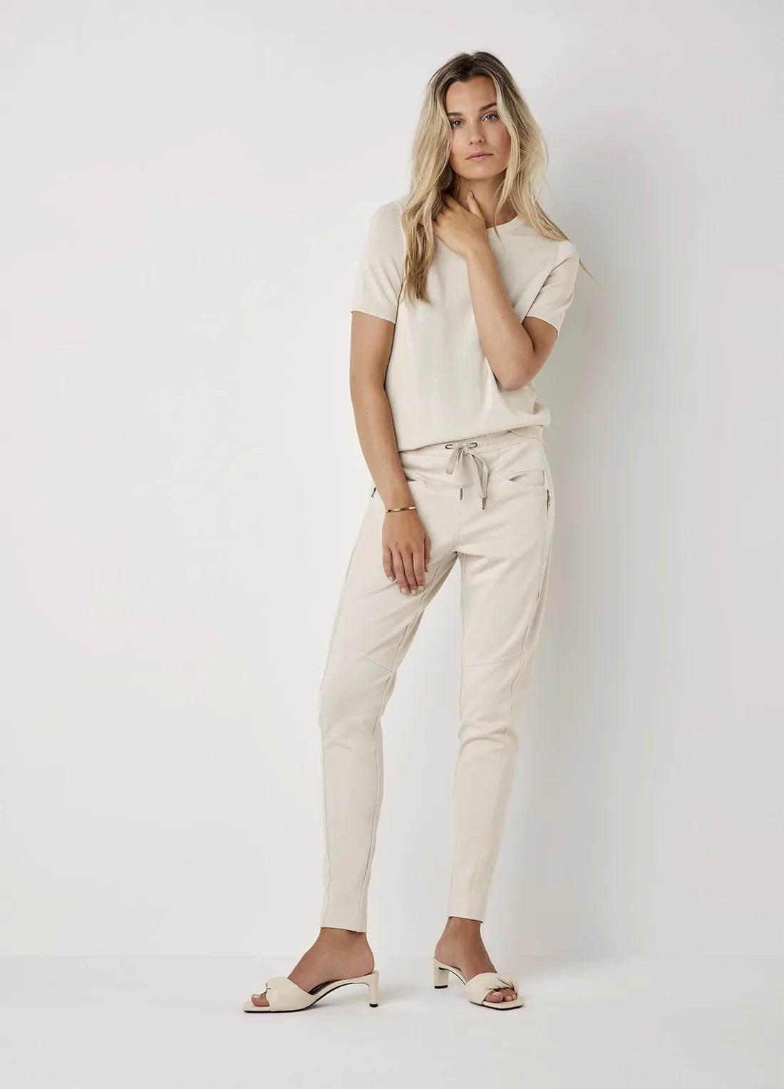 Get It Before It’s Gone Summum Ivory Knitted T-shirt