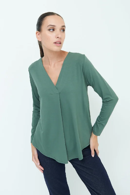 Final Sale Classic V-neck long sleeve top wholesale