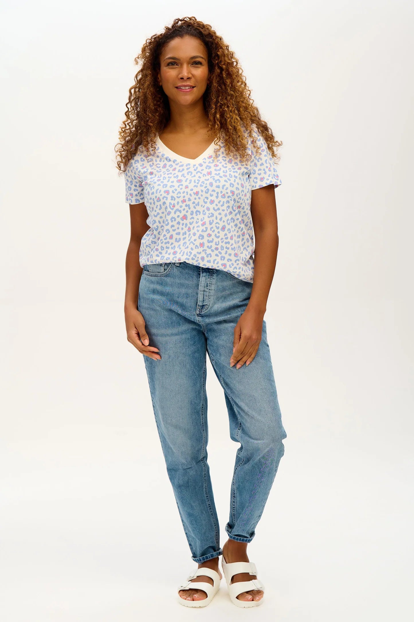 Weekend Deals to Make You Happy Sugarhill  Khlole V Neck T shirt