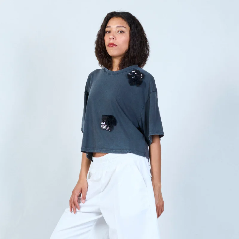 Major Savings Black casual t-shirt with sequined floral wholesale