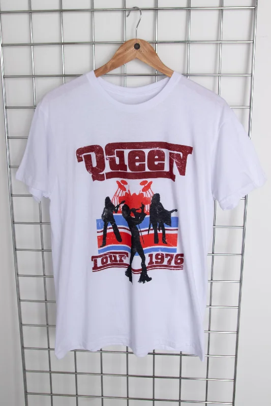 Limited Time Discount Daisy Street Licensed Relaxed T-Shirt With Queen Tour 1976 Print Limited Time Discount Daisy Street Licensed Relaxed T-Shirt With Queen Tour 1976 Print